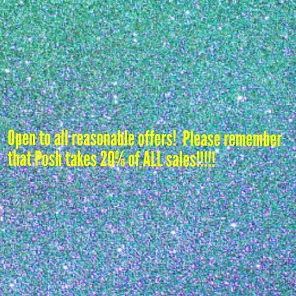 PLUS SIZE CLOSET! The Real Greta Von K  - Picture 5 of 7